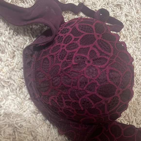 Victoria Secret Pink Bra - Picture 2 of 3